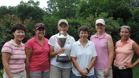 Perrotta Wins Women's Public-links Championship Title By One Shot