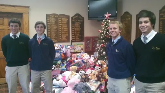 Toys For Tots Drive At Spring Lake G.C. Aids 700 Children